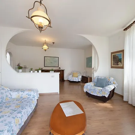 Semesterbostad Casa Al *